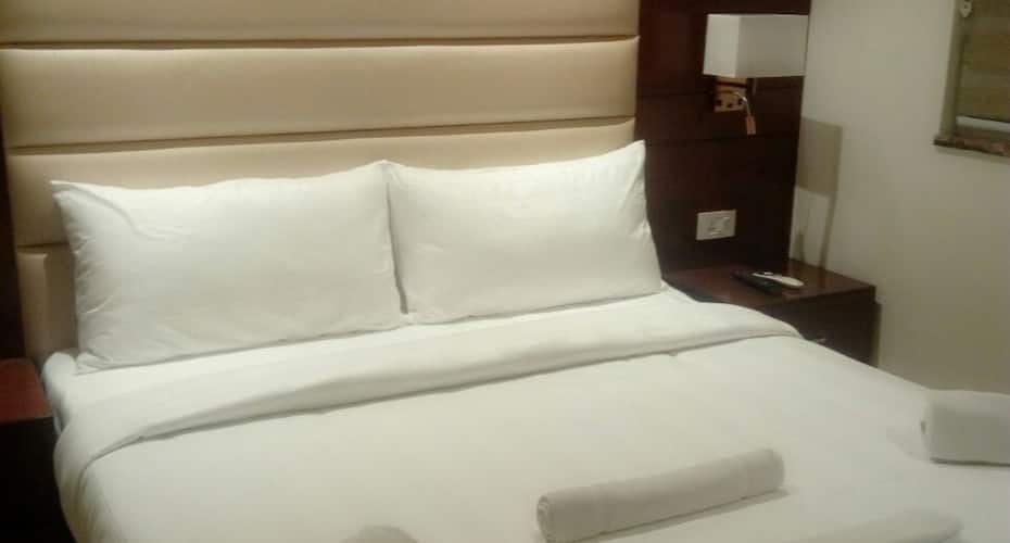 The Grand Parisian, New Delhi 4